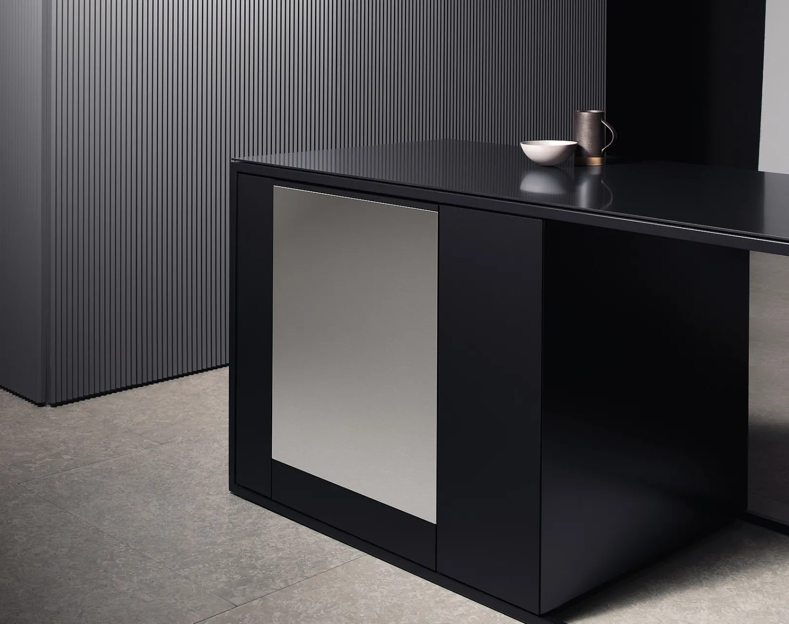 Miele Int. Voorpaneel: Bxh, 24 X 28 Inch